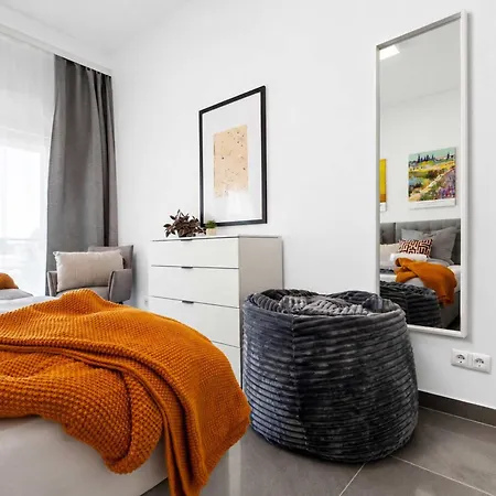 Yello Homes - Dream Loft - Jacquzzi - Bis Zu 10 Gaeste Appartamento *