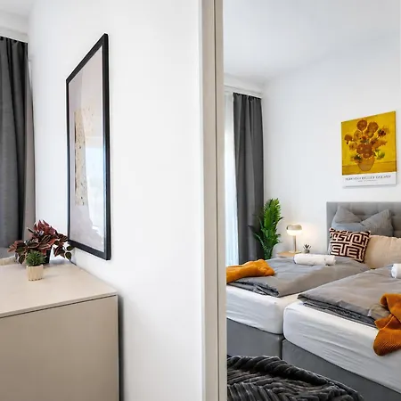 Yello Homes - Dream Loft - Jacquzzi - Bis Zu 10 Gaeste Appartamento *