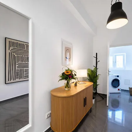 Yello Homes - Dream Loft - Jacquzzi - Bis Zu 10 Gaeste Appartamento